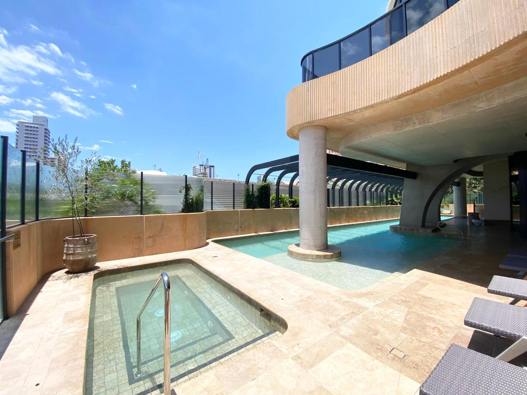 גולד קוסט Cassa Encore - Luxury Apartments Managed By The Cassa מראה חיצוני תמונה